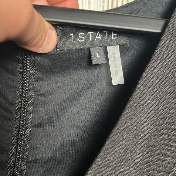 Women’s 1. State 3/4 Sleeve V-Neck Linen Blend Cutout Ring Detail Romper Large - Picture 3 of 8